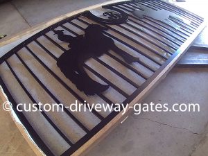 Sarasota aluminum arched driveway gate handcrafted by JDR Metal Art.