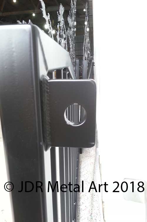 Gate hinge bracket JDR 2018