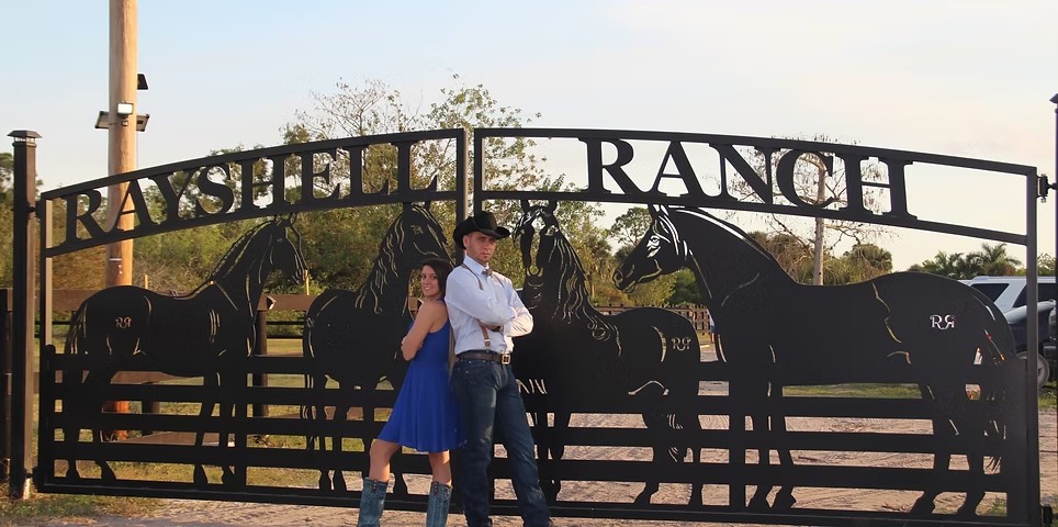 Aluminum driveway gates custom made for Palm Beach County event center called Rayshell Ranch, near Loxahatchee.