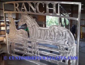 Aluminum ranch gates with arched top and horse designs