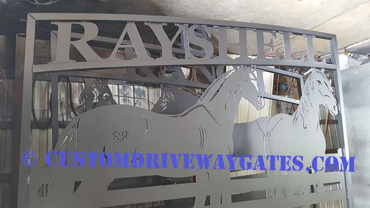 Florida driveway gates with powder coated aluminum horses plasma cut for Boca Raton ranch by JDR Metal Art in 2018