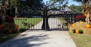 cropped Atlanta driveway entry gates custom built by JDR Metal Art