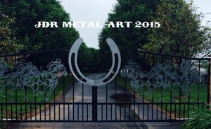 Lexington KY Driveway Gates by JDR Metal Art unsmushed