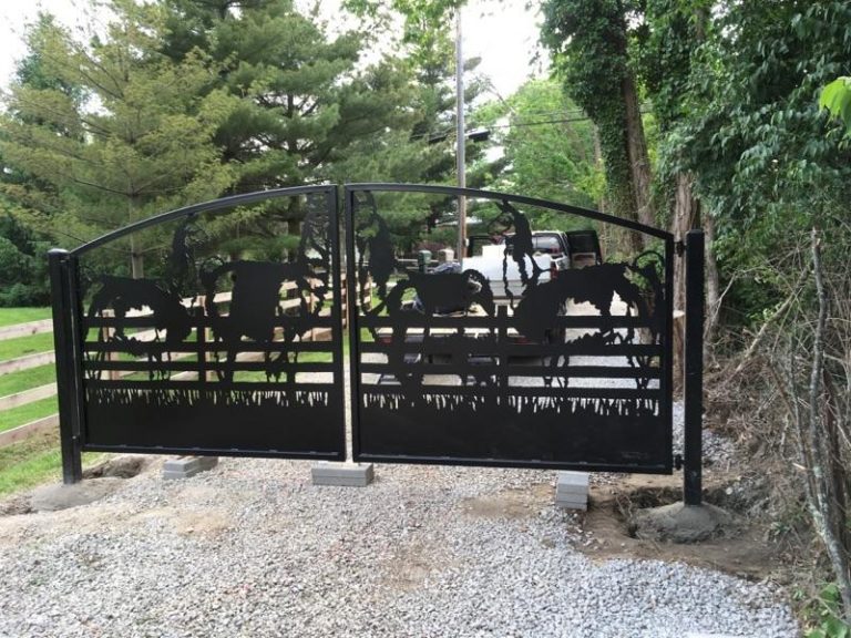 Custom Farm Gates By JDR Metal Art