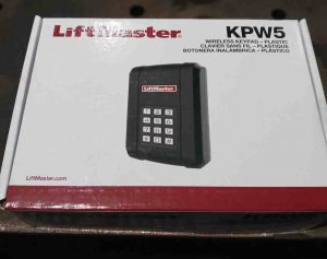Liftmaster LA 500 driveway gate opener KPW5 Keypad Wireless e1608784109474
