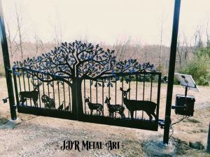 Ranch driveway gates by JDR Metal Art