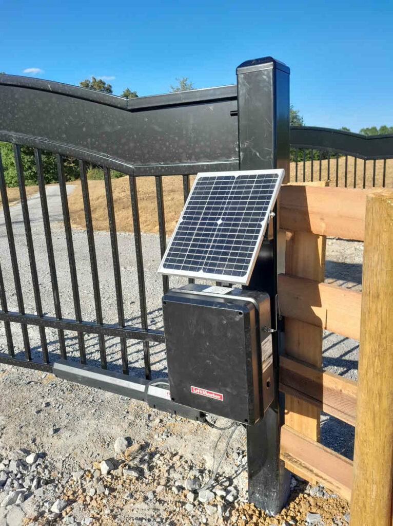 Louisville Liftmaster Gate Opener with Solar panel