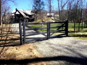Gate design with rectangular steel or aluminum frame, heavy duty for driveway entrance. Metal gate design idea.